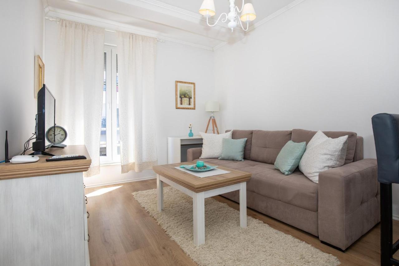 Happy Apartments โมสตาร์ ภายนอก รูปภาพ