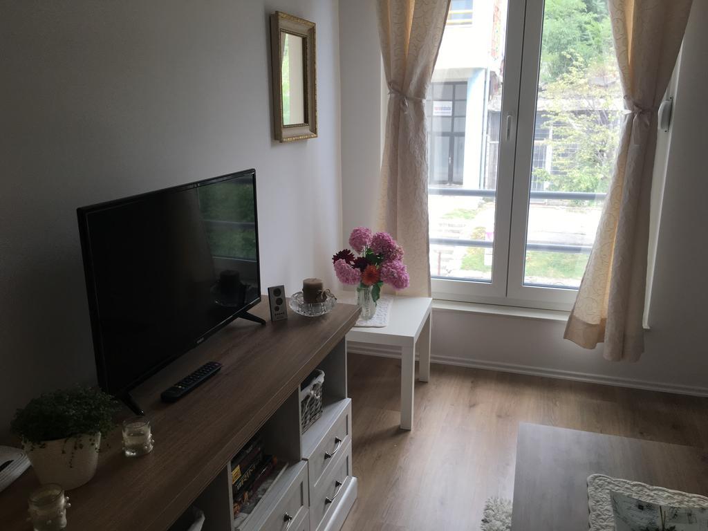 Happy Apartments โมสตาร์ ภายนอก รูปภาพ