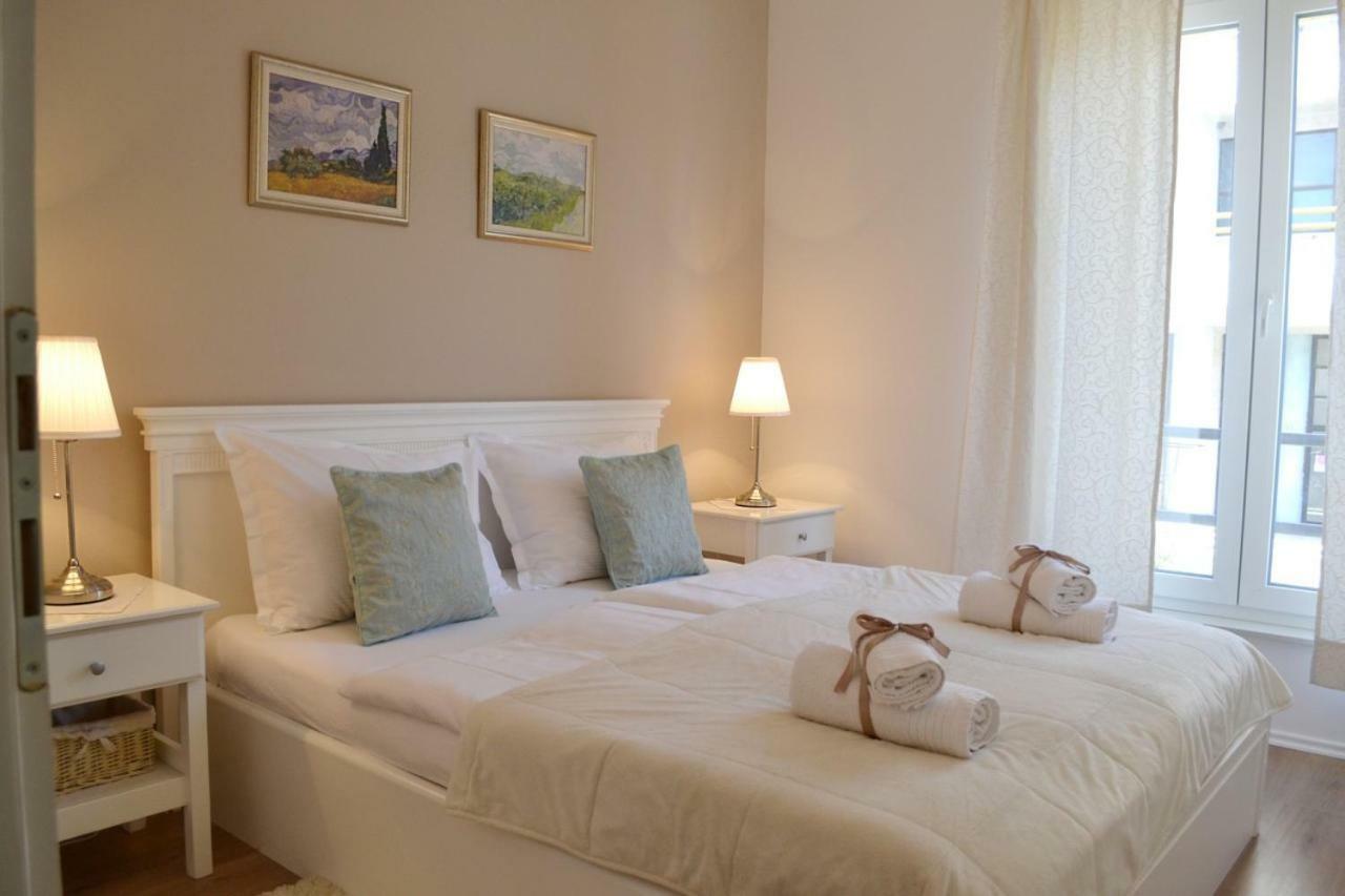 Happy Apartments โมสตาร์ ภายนอก รูปภาพ